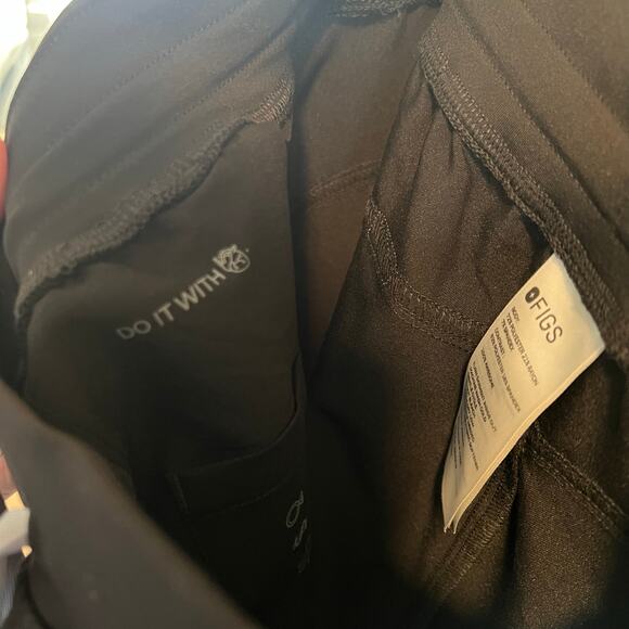 Figs Black Kade Scrub Pants Size M/P - Picture 5 of 10